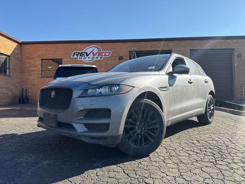 Used 2020 Jaguar F-PACE Premium image 1