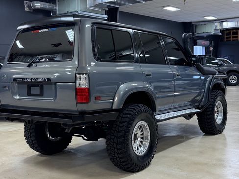 Used 1996 Toyota Land Cruiser AWD/4WD image 3