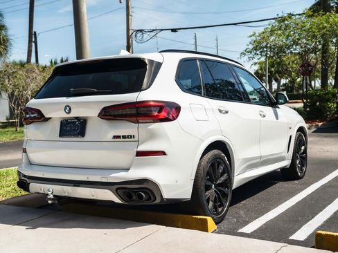 Used 2022 BMW X5 M50i w/ Executive Package image 8