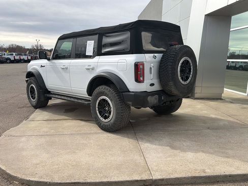 Used 2022 Ford Bronco Outer Banks w/ Sasquatch Package image 3