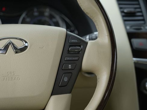Used 2012 INFINITI QX56 4WD w/ Deluxe Touring Pkg image 50