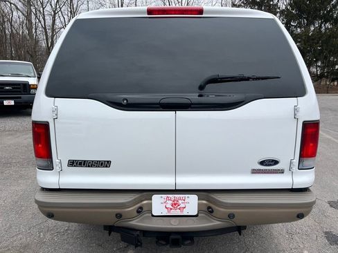 Used 2005 Ford Excursion Eddie Bauer image 4