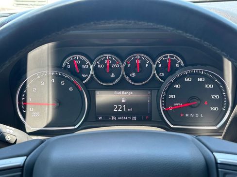 Used 2022 Chevrolet Silverado 2500 LT w/ Midnight Edition AWD/4WD image 34