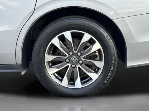 Used 2023 Honda Odyssey EX-L image 32