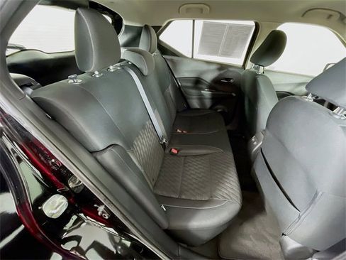 Used 2022 Nissan Kicks SV image 26