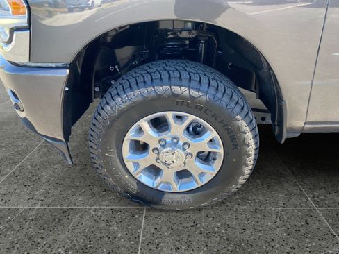 Used 2024 RAM 2500 Laramie w/ Safety Group AWD/4WD image 14