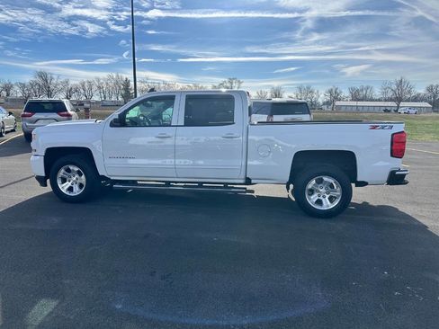 Used 2018 Chevrolet Silverado 1500 LT w/ All Star Edition image 9
