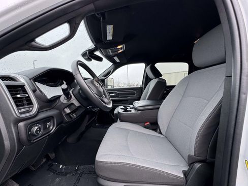 Used 2024 RAM 2500 Big Horn w/ Bed Utility Group image 13