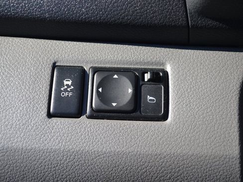 Used 2019 Nissan NV200 SV w/ Navigation Package image 19