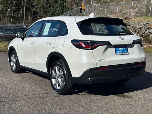 Used 2024 Honda HR-V LX image 3