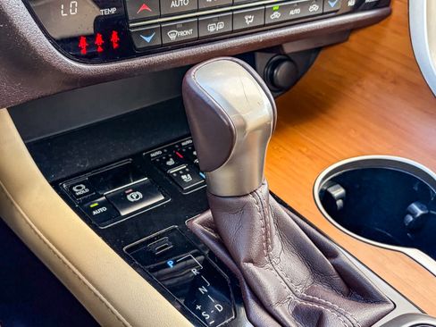 Used 2017 Lexus RX 350 AWD image 19