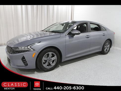 Used 2022 Kia K5 LXS FWD image 3