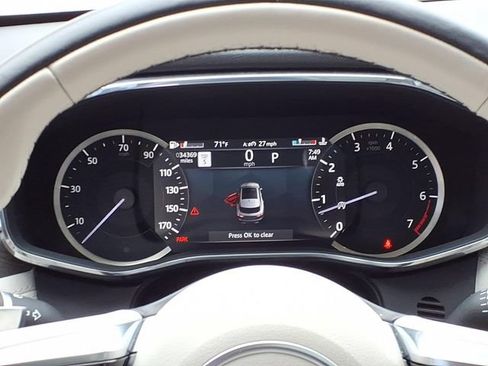 Used 2023 Jaguar F-PACE S AWD/4WD image 11