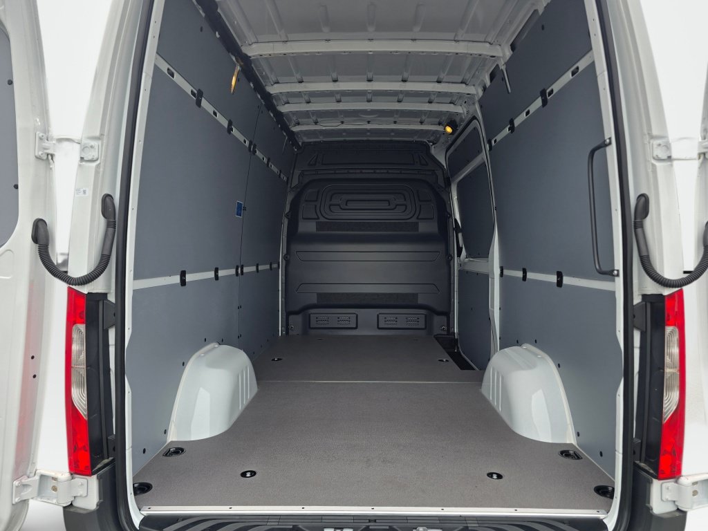 New 2026 Mercedes-Benz Sprinter 2500 image 19