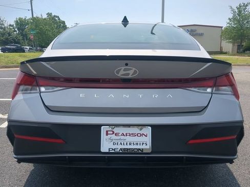 Certified 2026 Hyundai Elantra Sport FWD image 7