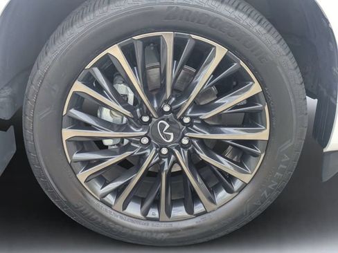 Used 2025 INFINITI QX80 Autograph w/ Autograph Exterior Package AWD/4WD image 11