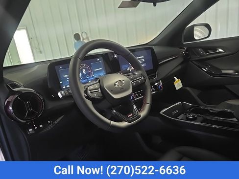 New 2026 Chevrolet Equinox RS w/ Convenience Package III FWD image 16
