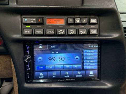 Used 1994 Chevrolet Corvette Convertible RWD image 14