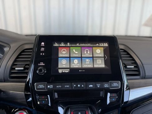 Used 2024 Honda Odyssey Elite image 31