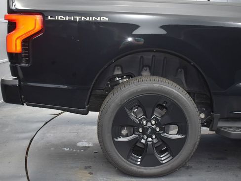 New 2025 Ford F150 Lightning Platinum w/ Dark Elements Package image 21