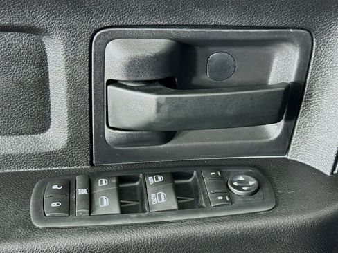 Used 2017 RAM 2500 Tradesman image 20