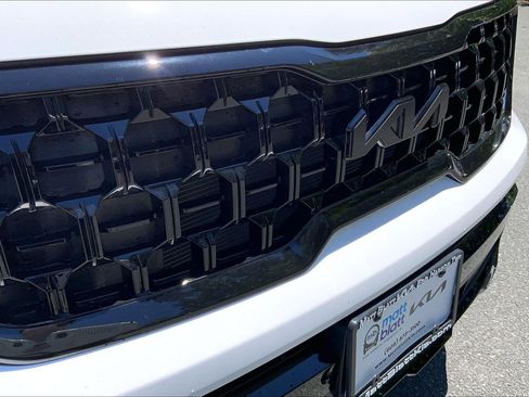 Used 2025 Kia Telluride EX X-Line AWD/4WD image 32