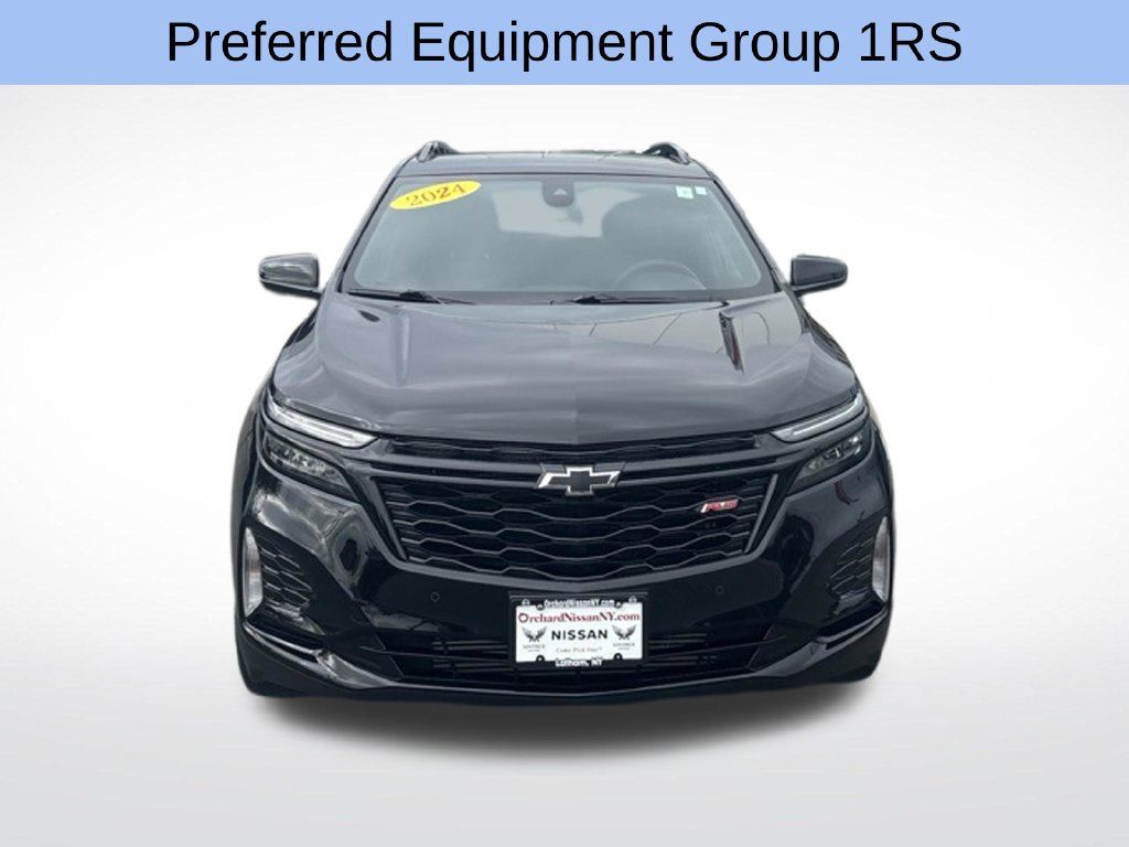 Used 2024 Chevrolet Equinox RS AWD/4WD image 2