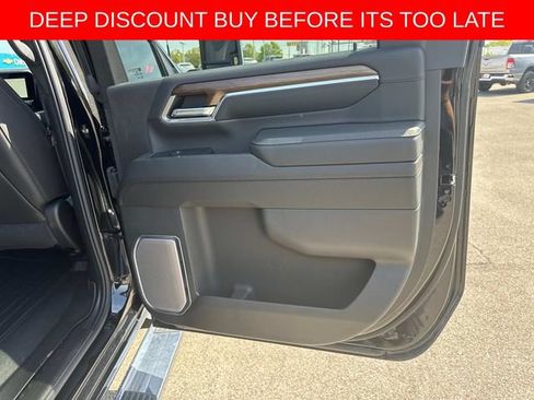Used 2024 Chevrolet Silverado 2500 High Country w/ Technology Package AWD/4WD image 22