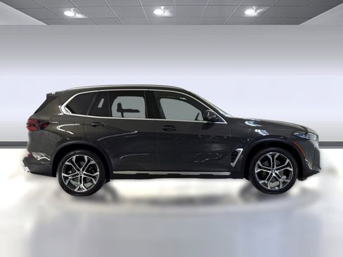 Used 2026 BMW X5 sDrive40i w/ Climate Comfort Package RWD image 7