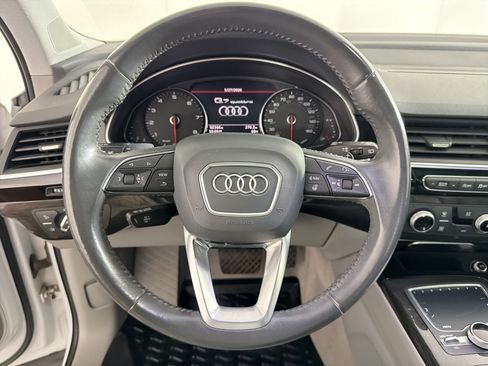 Used 2018 Audi Q7 3.0T Premium Plus w/ Premium Plus Package AWD/4WD image 18