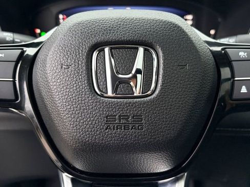 Used 2024 Honda Pilot Elite image 6