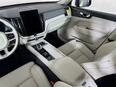 New 2026 Volvo XC60 T8 Ultra w/ Protection Package Premier image 22