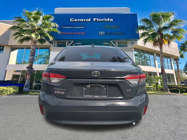 Used 2024 Toyota Corolla LE w/ LE Convenience Package FWD image 5