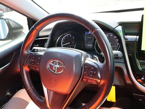 Used 2023 Toyota Camry SE FWD image 13