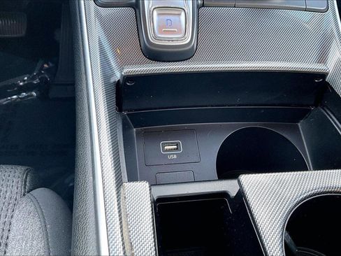 Used 2023 Hyundai Santa Fe SE image 32