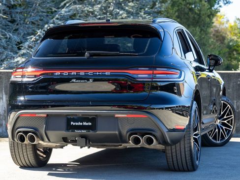 Certified 2025 Porsche Macan S image 11