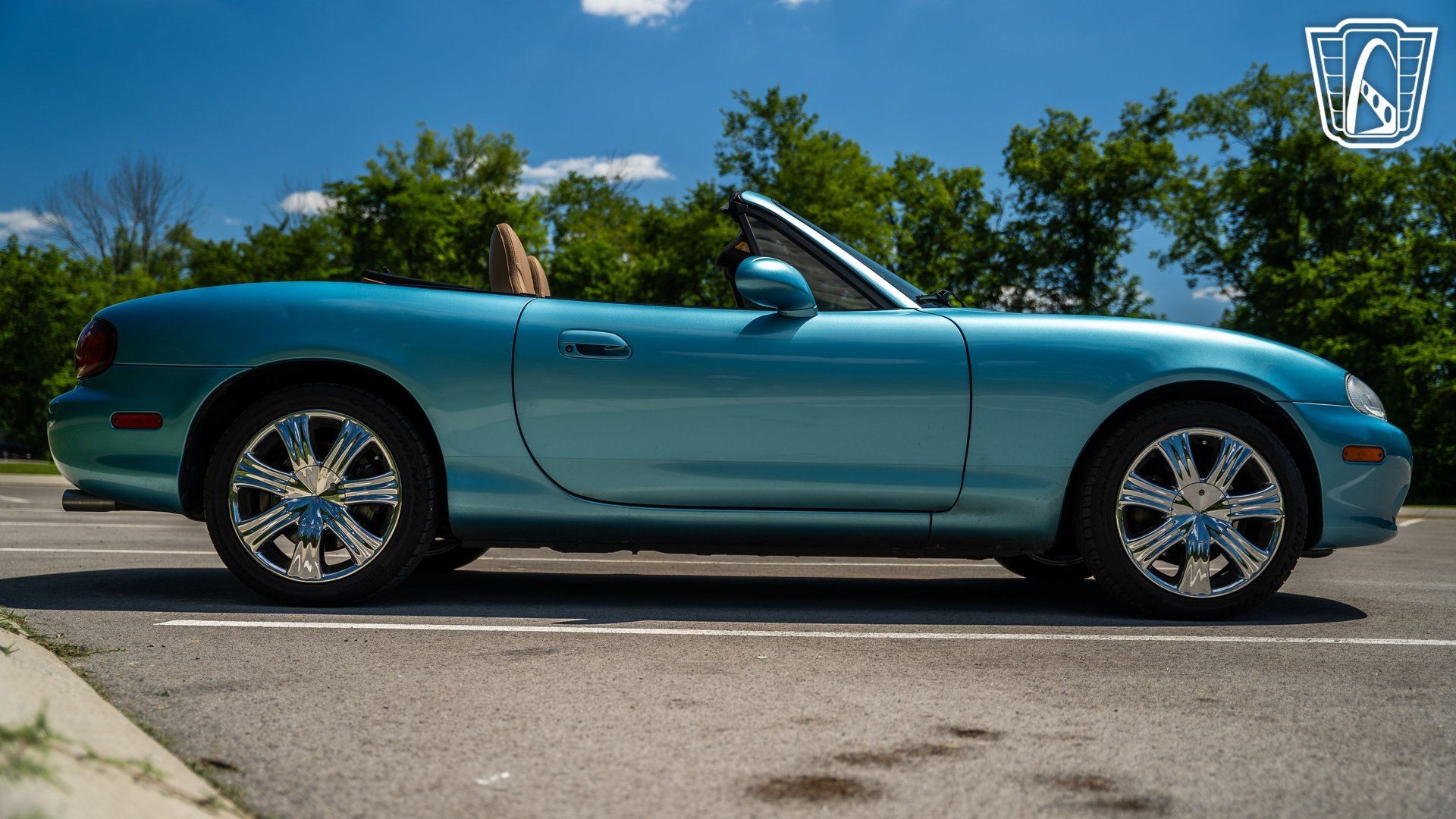 Used 2001 MAZDA MX-5 Miata RWD image 22