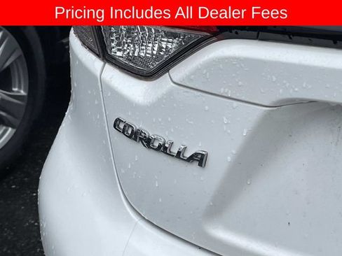 Used 2024 Toyota Corolla SE w/ SE Premium Package FWD image 6