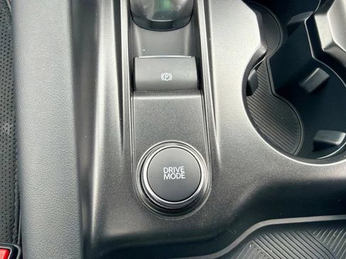 Certified 2025 Ford Explorer ST AWD/4WD image 39