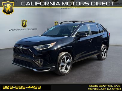 Used 2021 Toyota RAV4 SE w/ Weather & Moonroof Package