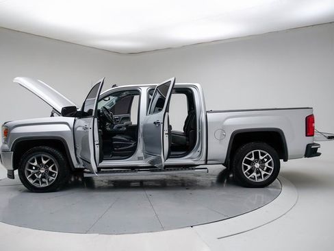 Used 2014 GMC Sierra 1500 SLT w/ All-Terrain Package image 18
