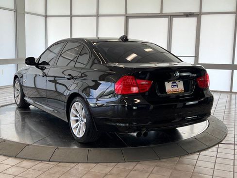Used 2011 BMW 328i xDrive Sedan AWD/4WD image 5