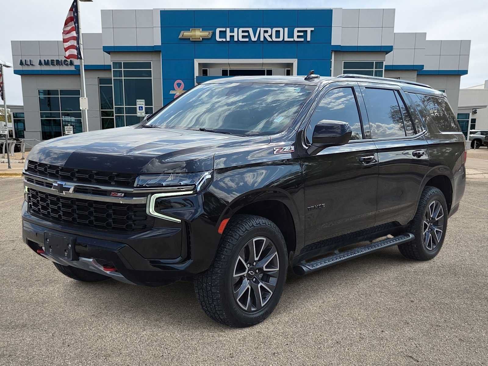 Used 2021 Chevrolet Tahoe Z71 AWD/4WD image 1