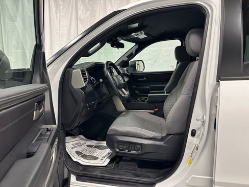Used 2025 Toyota Tundra SR5 image 10