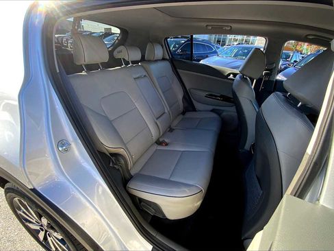 Used 2018 Kia Sportage EX w/ EX Premium Package image 19