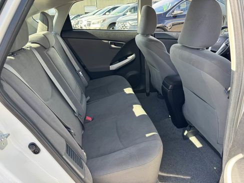 Used 2013 Toyota Prius Two image 17