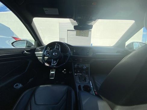 Used 2021 Volkswagen Jetta GLI Autobahn FWD image 4