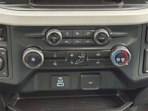 Used 2024 Ford F250 XLT image 5
