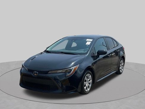 Used 2022 Toyota Corolla LE FWD image 5