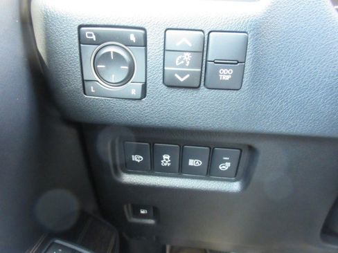 Used 2021 Lexus GX 460 Premium w/ Premium Plus Package AWD/4WD image 30